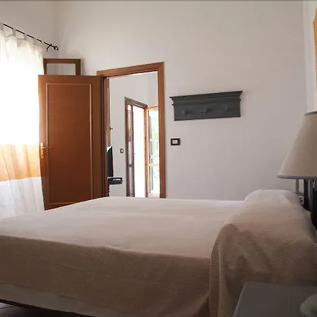 Monte Ricciu Tatil parkı 3*