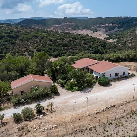 Monte Ricciu Nuova Gestione Üdülőpark