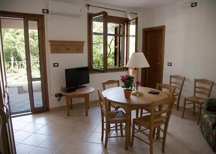 Monte Ricciu Aldeamento Turístico 3*